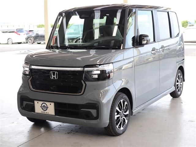 HONDA N BOX CUSTOM 2024