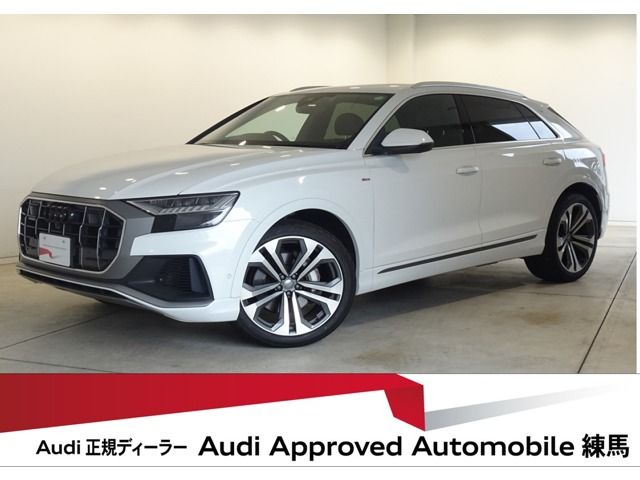 AUDI Q8 2019