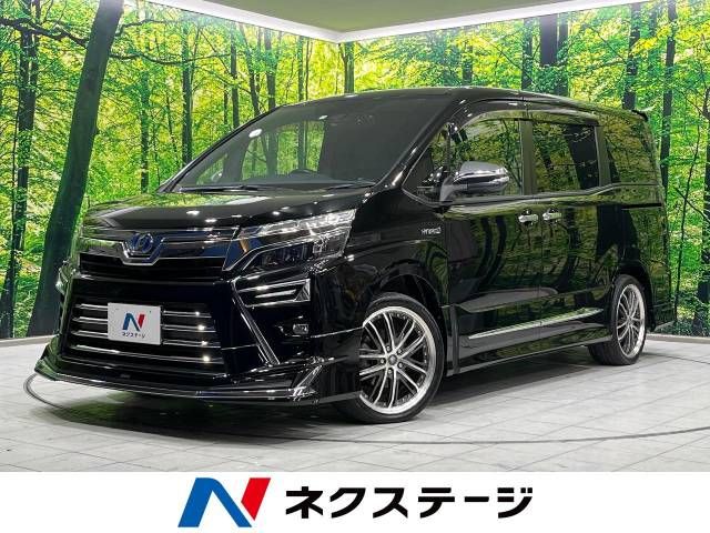 TOYOTA VOXY HYBRID 2018