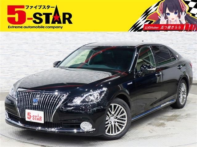 TOYOTA CROWN MAJESTA HYBRID 2013