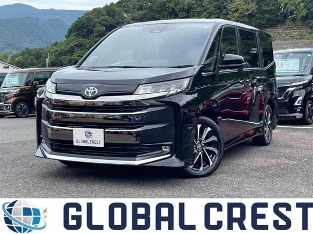 TOYOTA NOAH HYBRID 2023