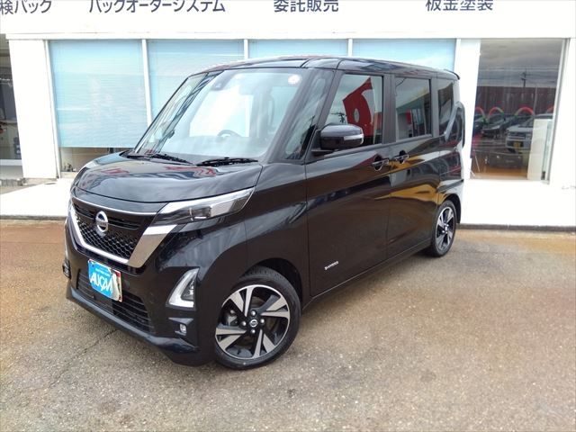 NISSAN ROOX 2022