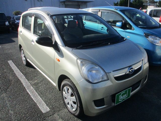 DAIHATSU MIRA 2012