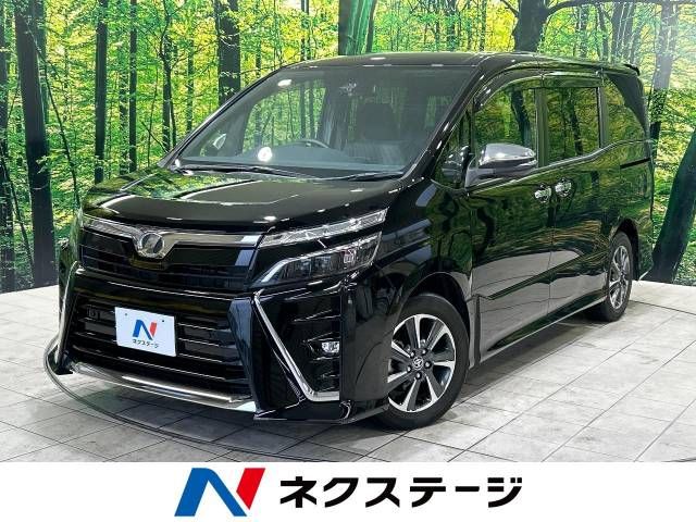 TOYOTA VOXY 2019