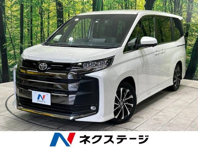 TOYOTA NOAH 2022