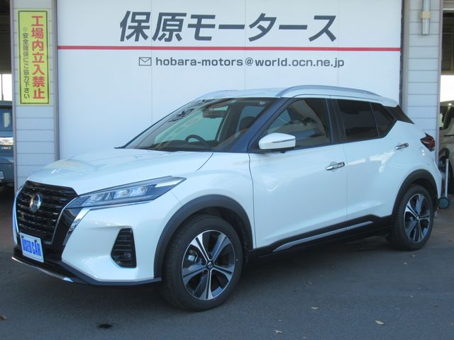 NISSAN KICKS 2022