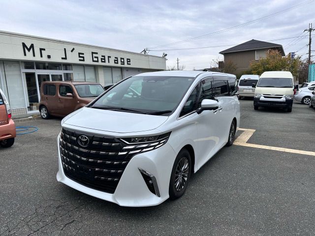 TOYOTA ALPHARD hybrid 4WD 2023