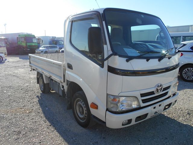 TOYOTA DYNA 2014