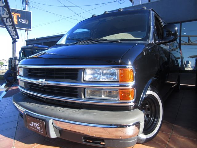 CHEVROLET EXPRESS 2000