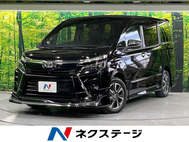 TOYOTA VOXY 2021