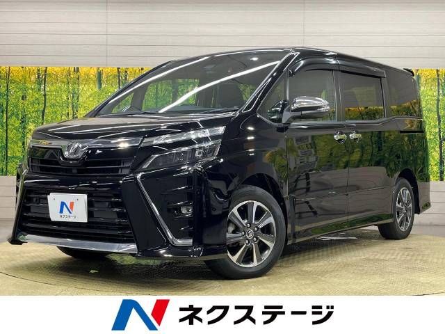 TOYOTA VOXY 2020