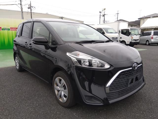 TOYOTA SIENTA 2021