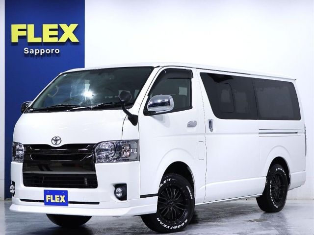 TOYOTA HIACE van 4WD 2017