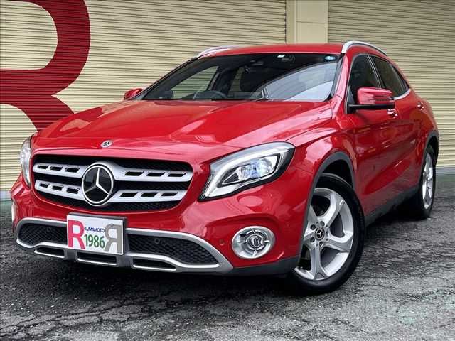 MERCEDES-BENZ GLA class 2017