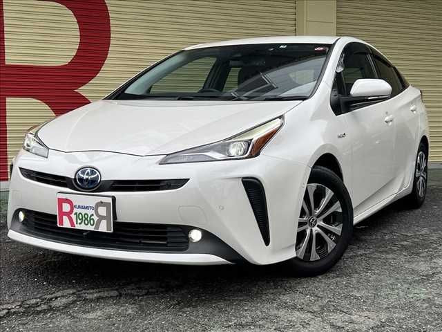 TOYOTA PRIUS 2019