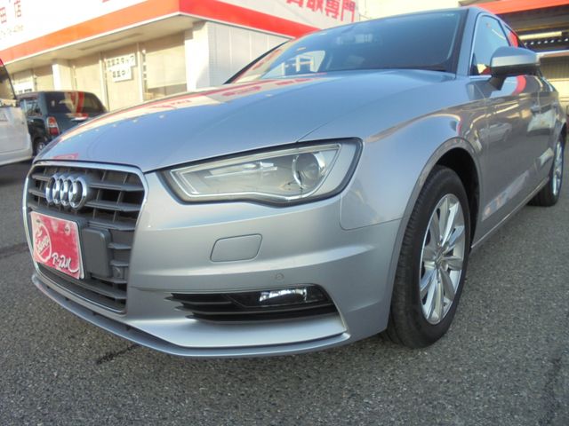 AUDI A3 Sedan 2016