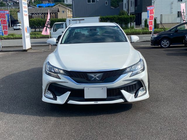 TOYOTA MARK X 2017