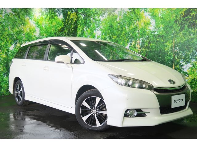 TOYOTA WISH 2015