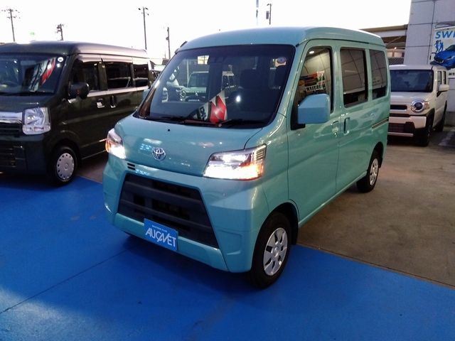 TOYOTA PIXIS VAN 2021