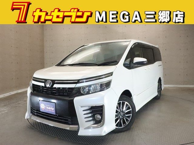 TOYOTA VOXY 2014