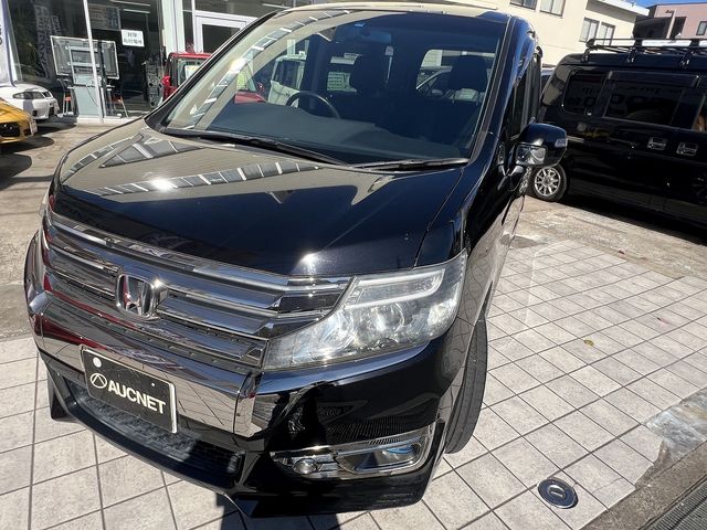 HONDA STEPWAGON SPADA 2013