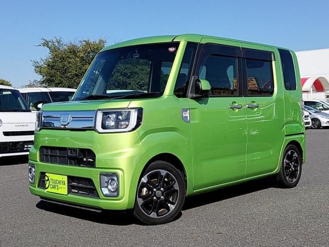 DAIHATSU WAKE 2016