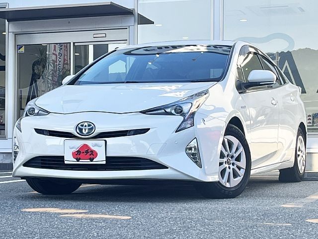 TOYOTA PRIUS 2018