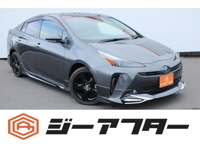 TOYOTA PRIUS 2022