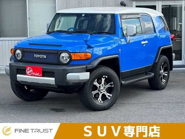 TOYOTA FJ CRUISER 4WD 2011