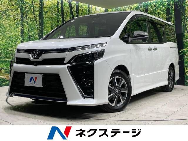 TOYOTA VOXY 2020