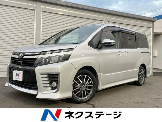 TOYOTA VOXY 2014