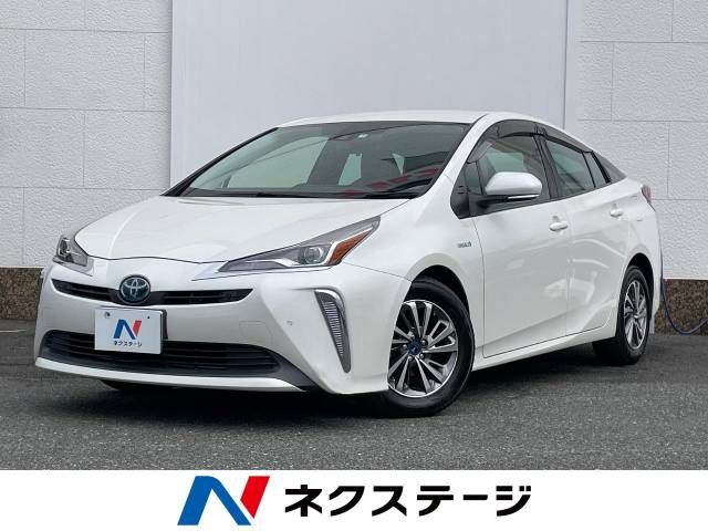 TOYOTA PRIUS 2019