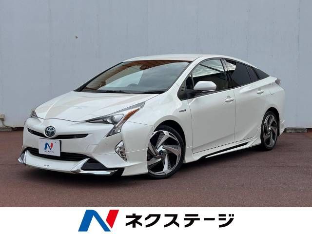 TOYOTA PRIUS 2018