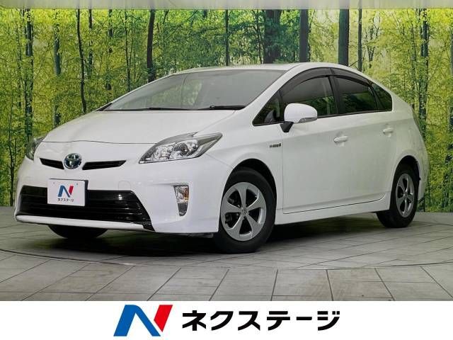 TOYOTA PRIUS 2013