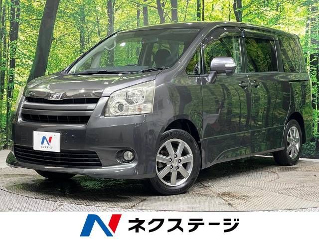 TOYOTA NOAH 2008