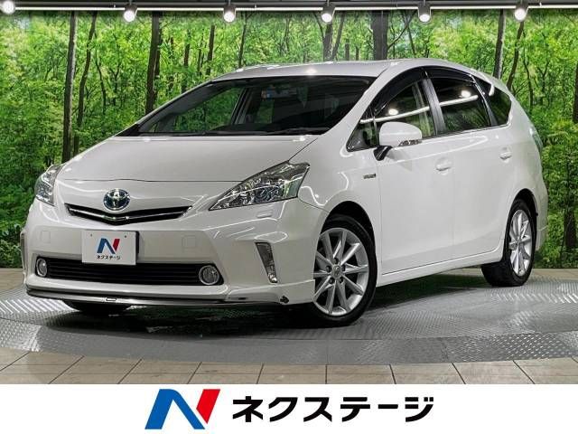 TOYOTA PRIUS ALPHA 2013