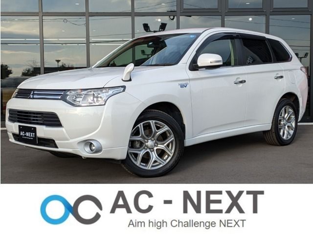 MITSUBISHI OUTLANDER PHEV 2013