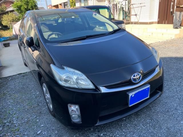 TOYOTA PRIUS 2010