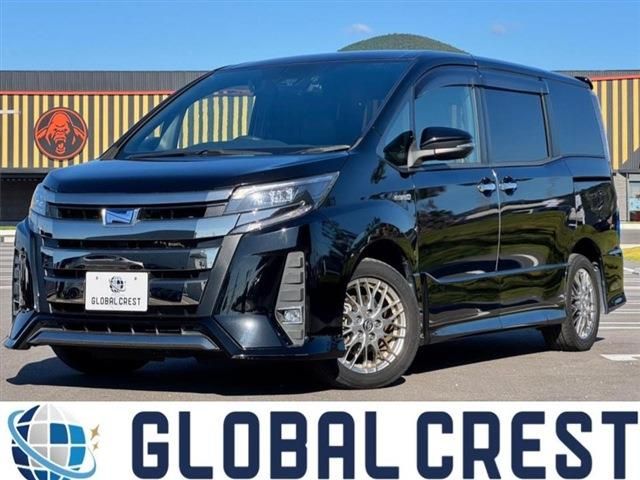 TOYOTA NOAH HYBRID 2018