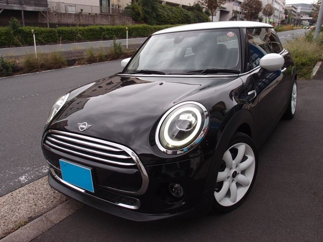 BMW MINI COOPER D 2020