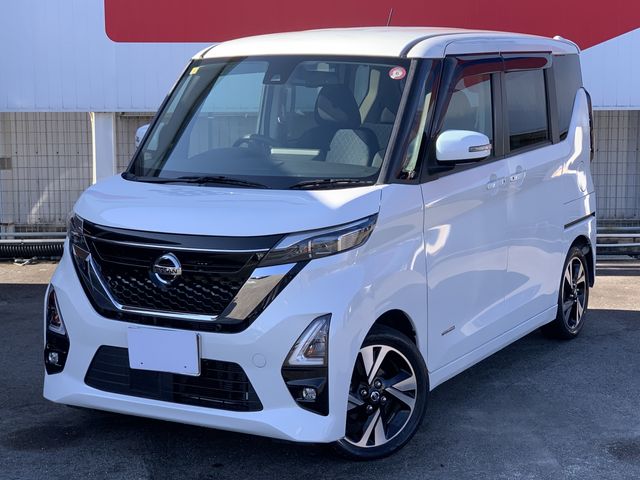 NISSAN ROOX 2020