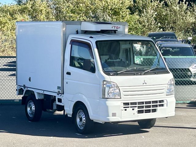 MITSUBISHI MINICAB TRUCK 2016