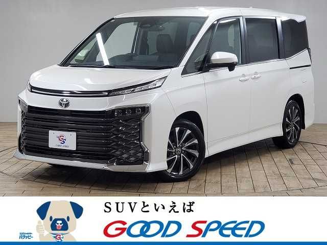 TOYOTA VOXY 2024