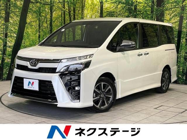 TOYOTA VOXY 2021