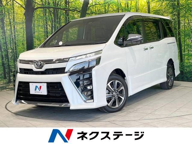 TOYOTA VOXY 4WD 2021