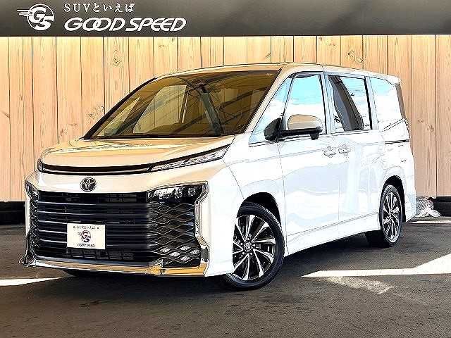 TOYOTA VOXY 2024