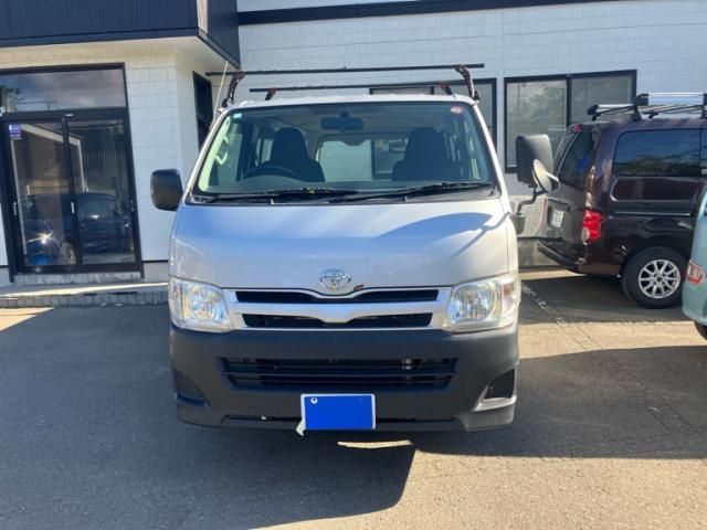 TOYOTA REGIUSACE van 4WD 2012