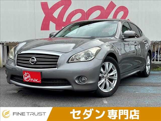 NISSAN FUGA 2010