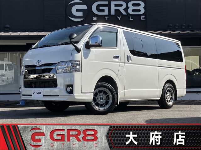 TOYOTA HIACE van 4WD 2022