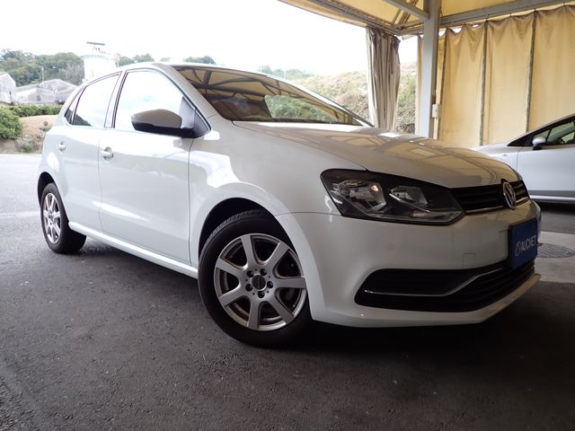 VOLKSWAGEN POLO 2014